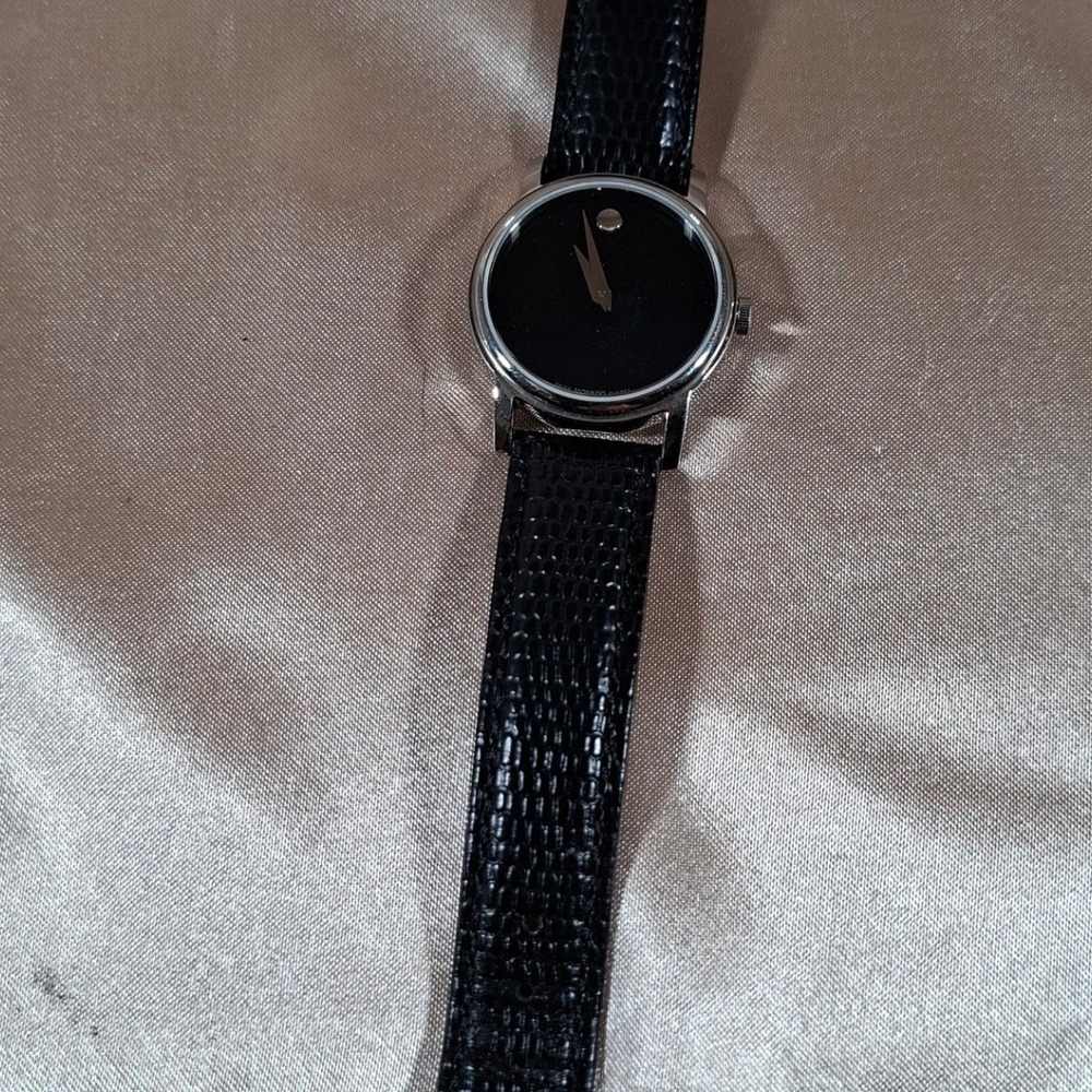Ladies Movado Museum Swiss Quartz Black Dial Leather Strap Watch MO.01.3.14.6001 - Picture 4 of 10